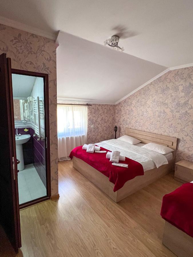 Giorgi'S Guest House Казбеги Экстерьер фото